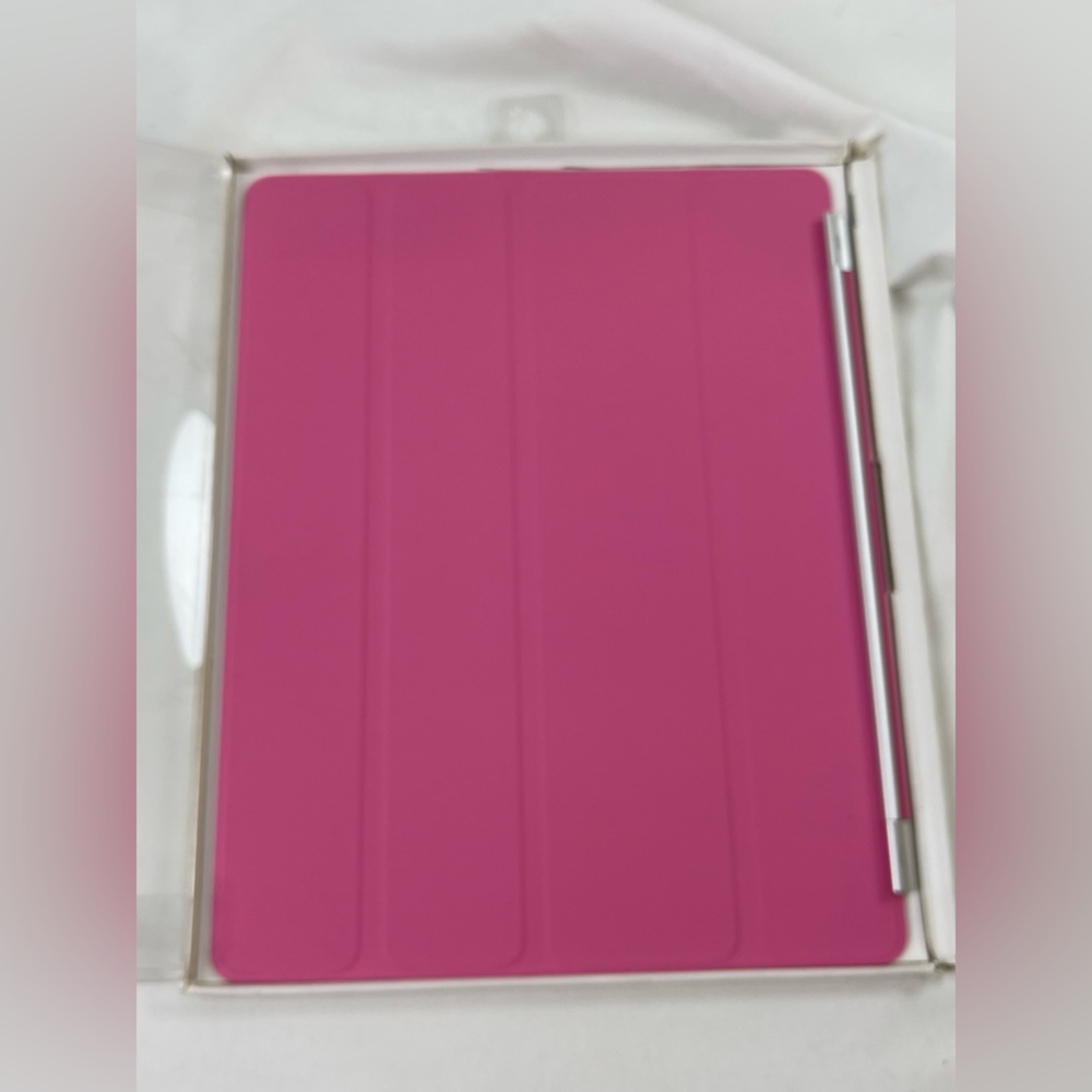 ⭐️Apple iPad Smart Cover, Pink - MD308LL/A, New